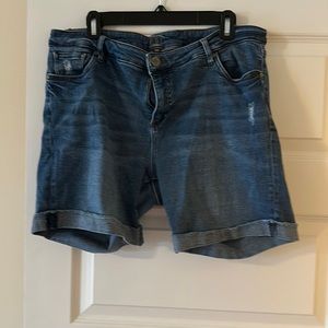Kut from the Kloth jean shorts with cuff